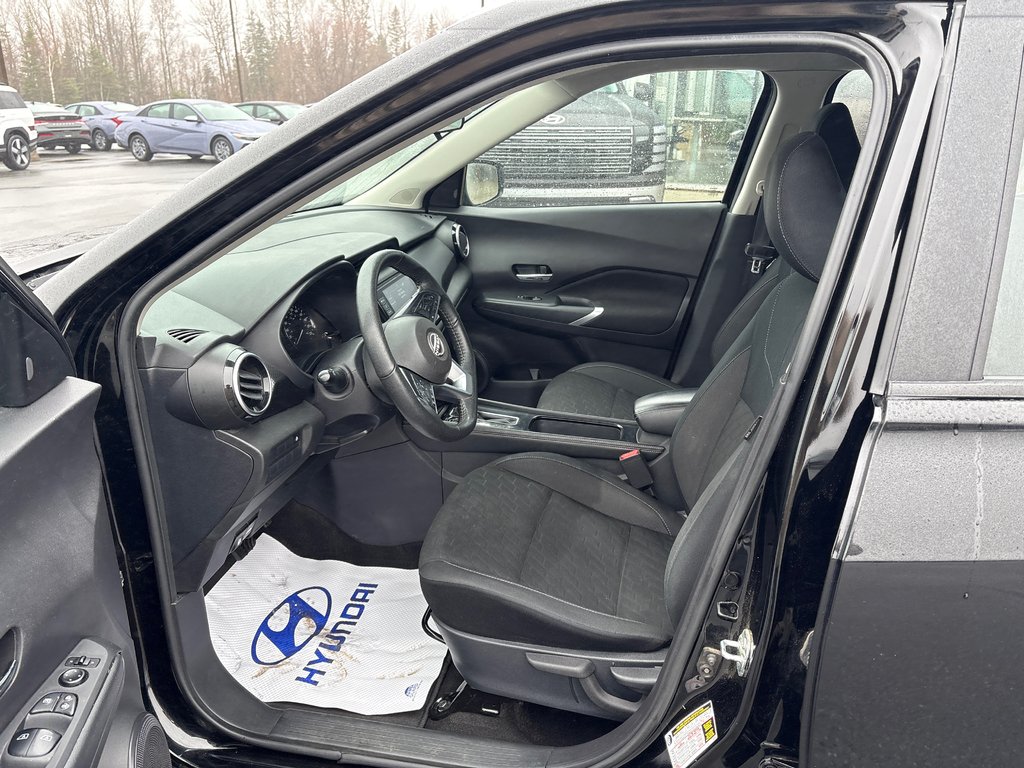 2024 Nissan Kicks SV in Bathurst, New Brunswick - 8 - w1024h768px