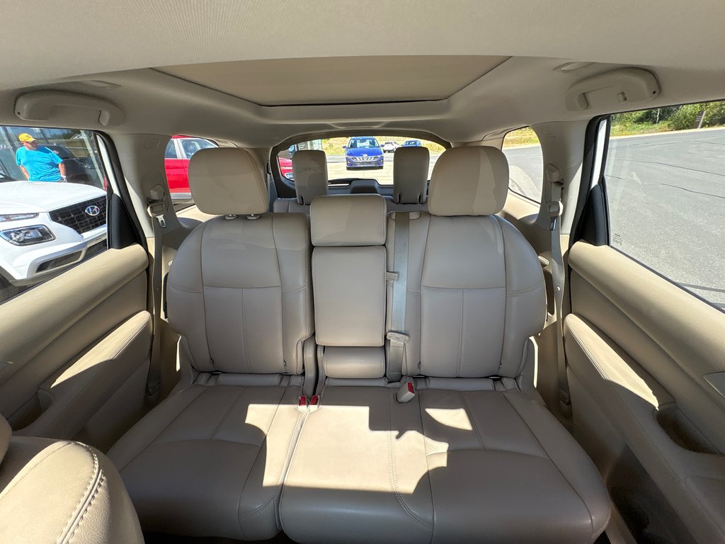 2018 Nissan Pathfinder in Bathurst, New Brunswick - 18 - w1024h768px