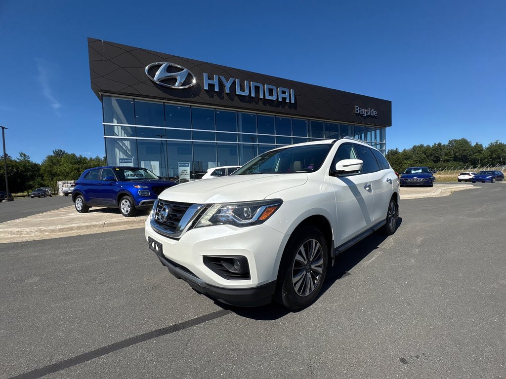 2018 Nissan Pathfinder in Bathurst, New Brunswick - 4 - w1024h768px