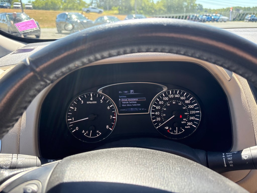2018 Nissan Pathfinder in Bathurst, New Brunswick - 23 - w1024h768px