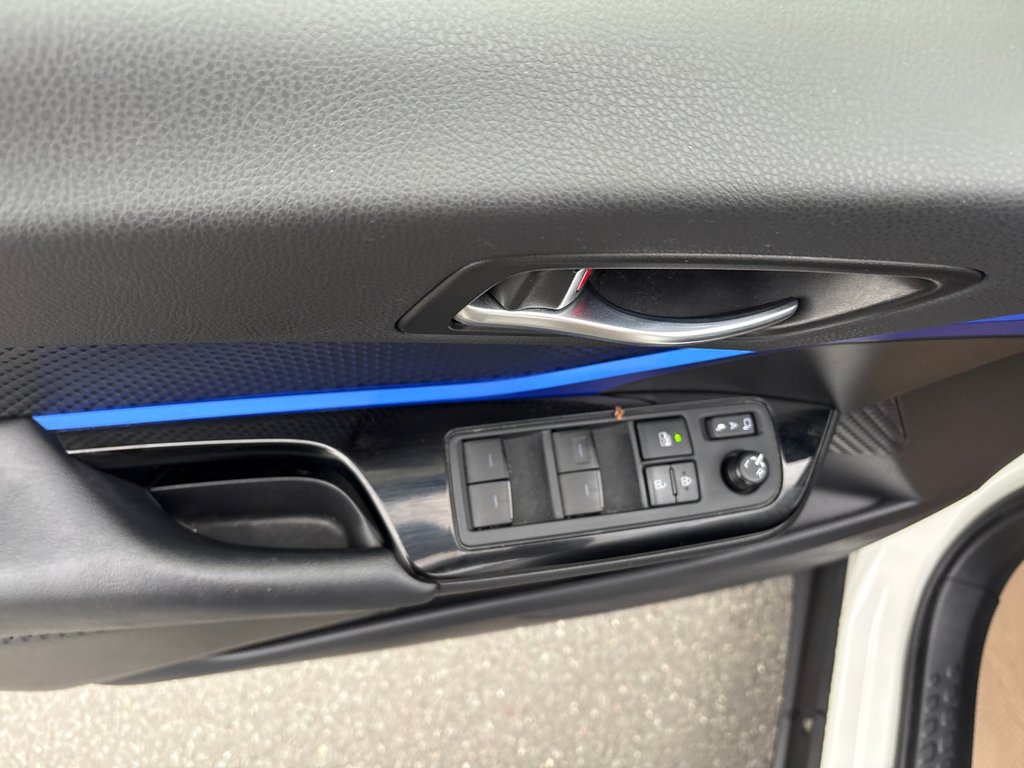 Toyota C-HR  2020 à Bathurst, Nouveau-Brunswick - 9 - w1024h768px