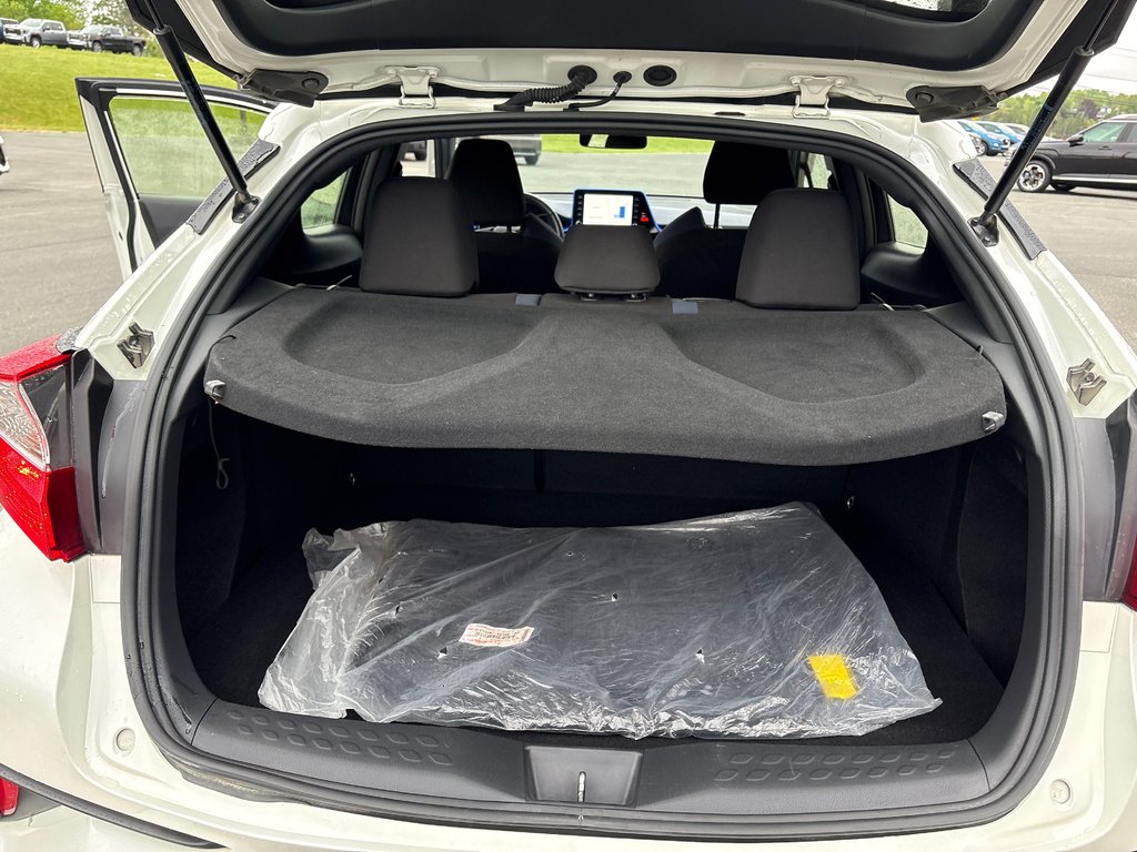 Toyota C-HR  2020 à Bathurst, Nouveau-Brunswick - 13 - w1024h768px