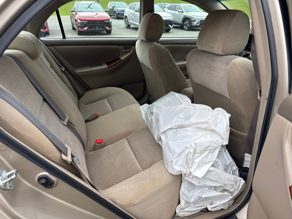 2006 Toyota Corolla in Bathurst, New Brunswick - 13 - w1024h768px