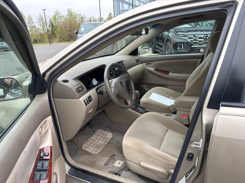 2006 Toyota Corolla in Bathurst, New Brunswick - 10 - w1024h768px