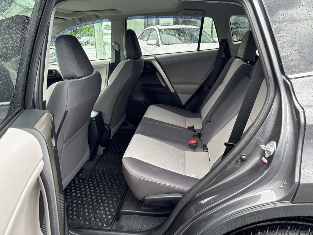 Toyota RAV4 XLE 2013 à Bathurst, Nouveau-Brunswick - 12 - w1024h768px