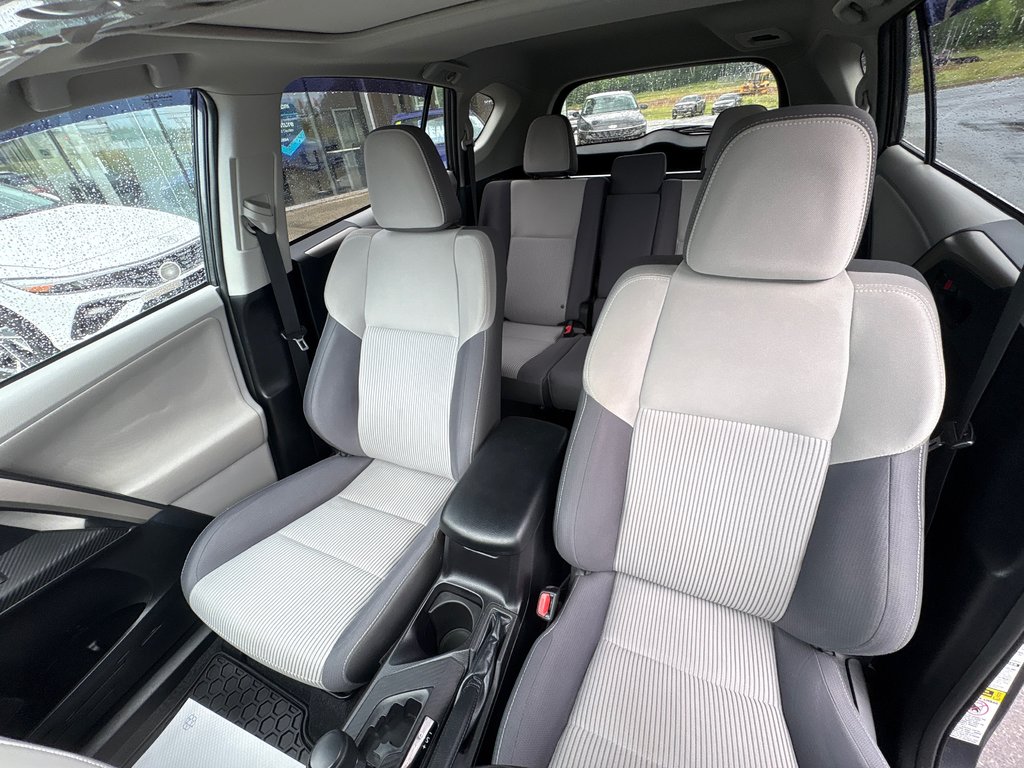 Toyota RAV4 XLE 2013 à Bathurst, Nouveau-Brunswick - 17 - w1024h768px