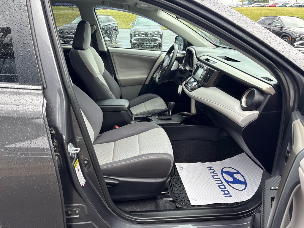Toyota RAV4 XLE 2013 à Bathurst, Nouveau-Brunswick - 14 - w1024h768px