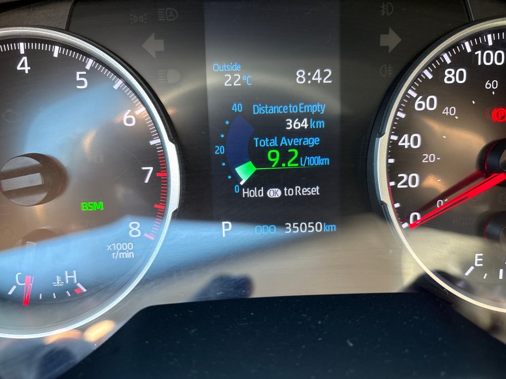 2020 Toyota RAV4 XLE in Bathurst, New Brunswick - 13 - w1024h768px