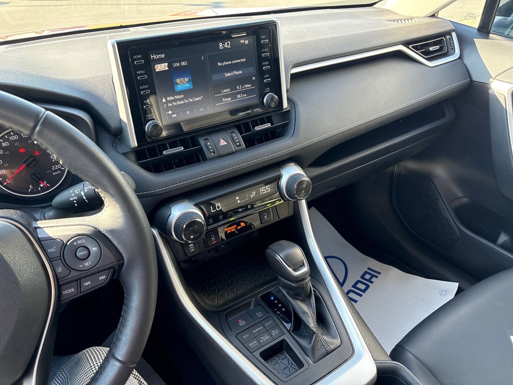 2020 Toyota RAV4 XLE in Bathurst, New Brunswick - 17 - w1024h768px
