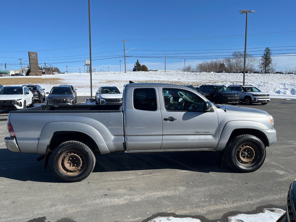 2015 Toyota Tacoma in Bathurst, New Brunswick - 4 - w1024h768px