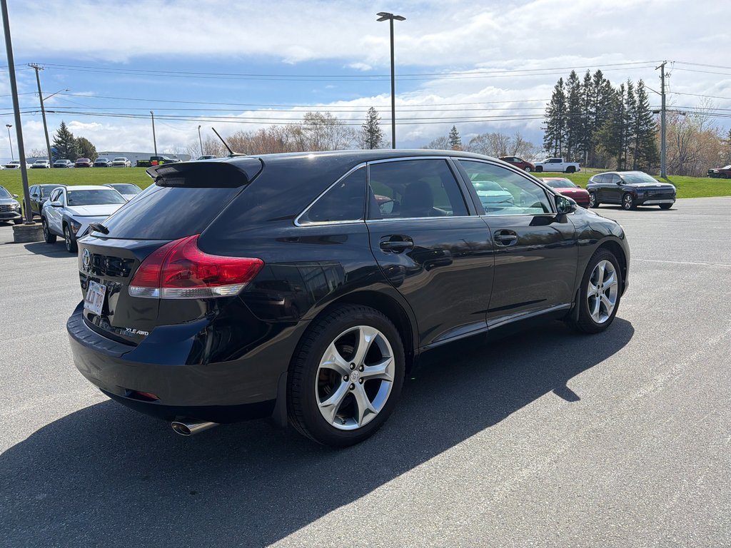 Toyota Venza XLE 2015 à Bathurst, Nouveau-Brunswick - 5 - w1024h768px