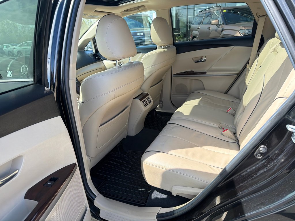 Toyota Venza XLE 2015 à Bathurst, Nouveau-Brunswick - 10 - w1024h768px