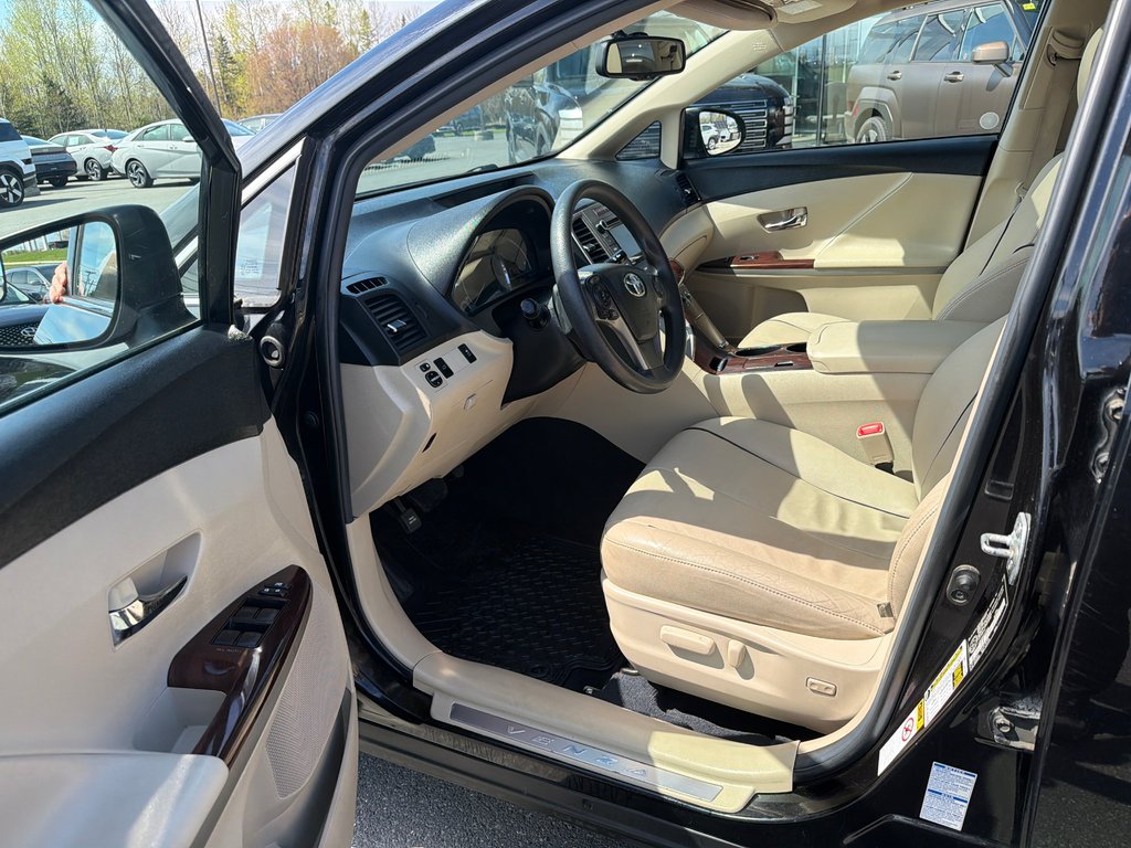 Toyota Venza XLE 2015 à Bathurst, Nouveau-Brunswick - 9 - w1024h768px