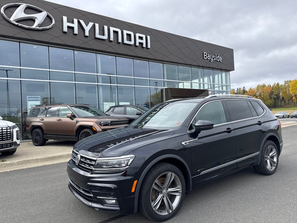 2019  Tiguan Highline Rline in Bathurst, New Brunswick - 1 - w1024h768px