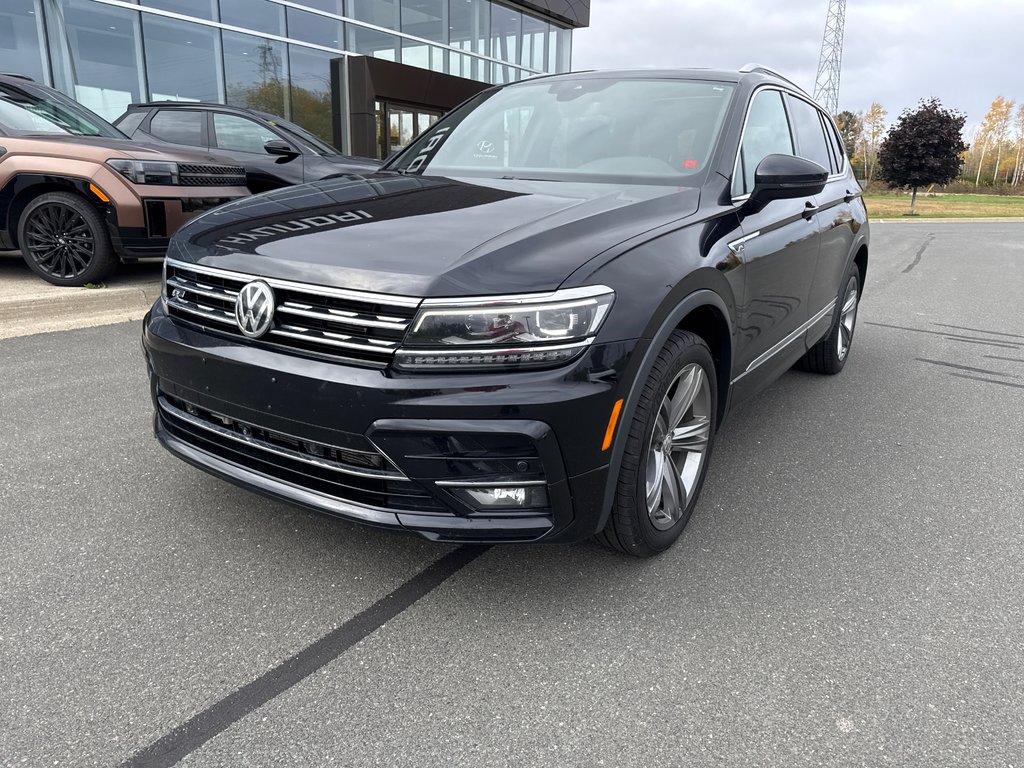 2019  Tiguan Highline Rline in Bathurst, New Brunswick - 2 - w1024h768px