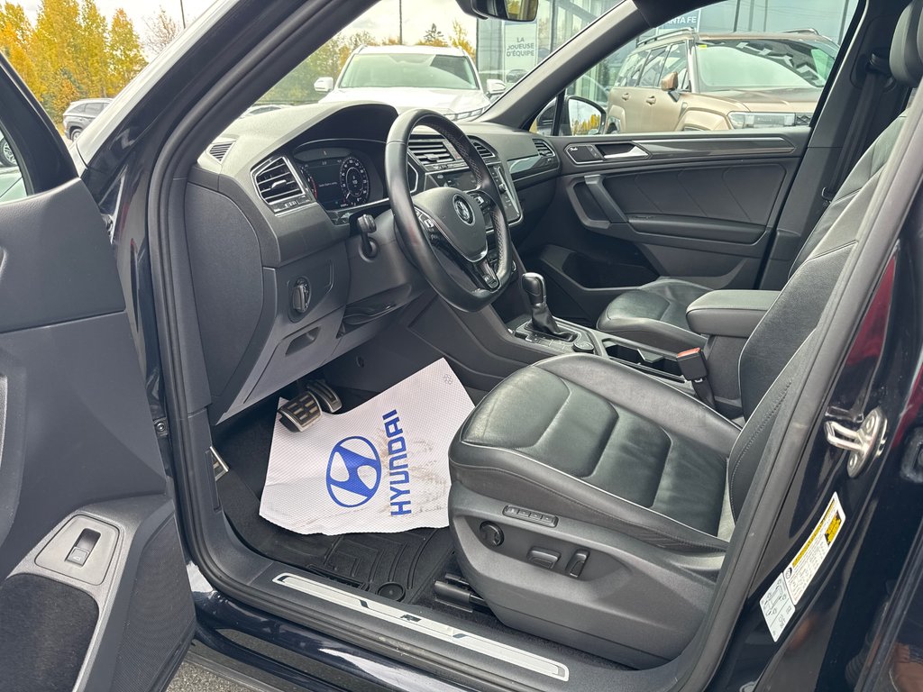 2019  Tiguan Highline Rline in Bathurst, New Brunswick - 12 - w1024h768px