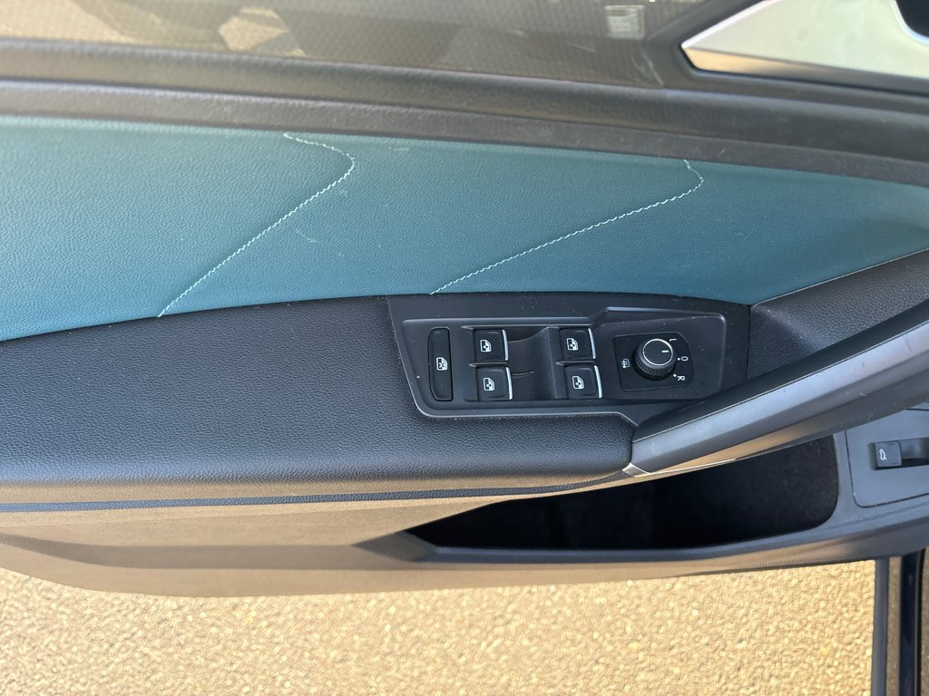 2020 Volkswagen Tiguan in Bathurst, New Brunswick - 9 - w1024h768px