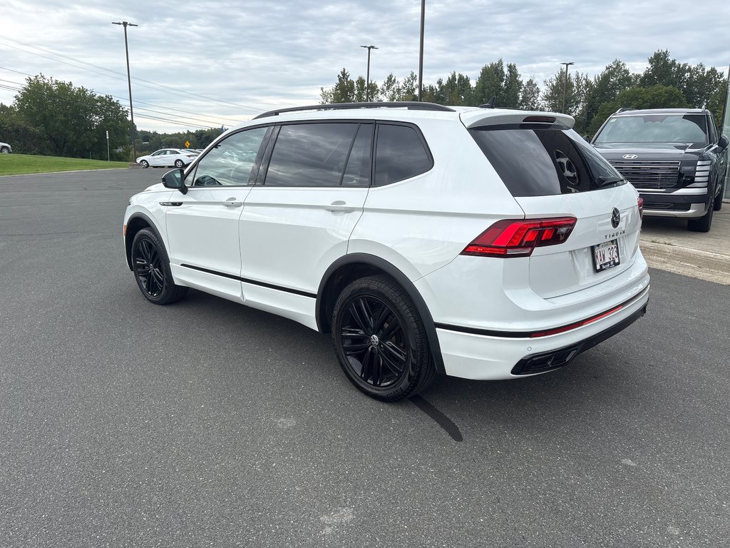 2022 Volkswagen Tiguan Comfortline R-Line Black Edition in Bathurst, New Brunswick - 9 - w1024h768px