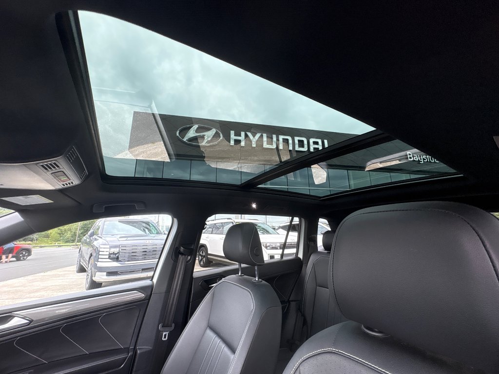 2022 Volkswagen Tiguan Comfortline R-Line Black Edition in Bathurst, New Brunswick - 17 - w1024h768px