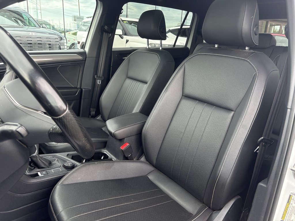 2022 Volkswagen Tiguan Comfortline R-Line Black Edition in Bathurst, New Brunswick - 11 - w1024h768px