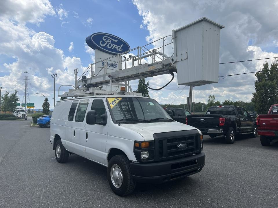2012 Ford E-350 Super renforcé commercial in Boucherville, Quebec - 5 - w1024h768px