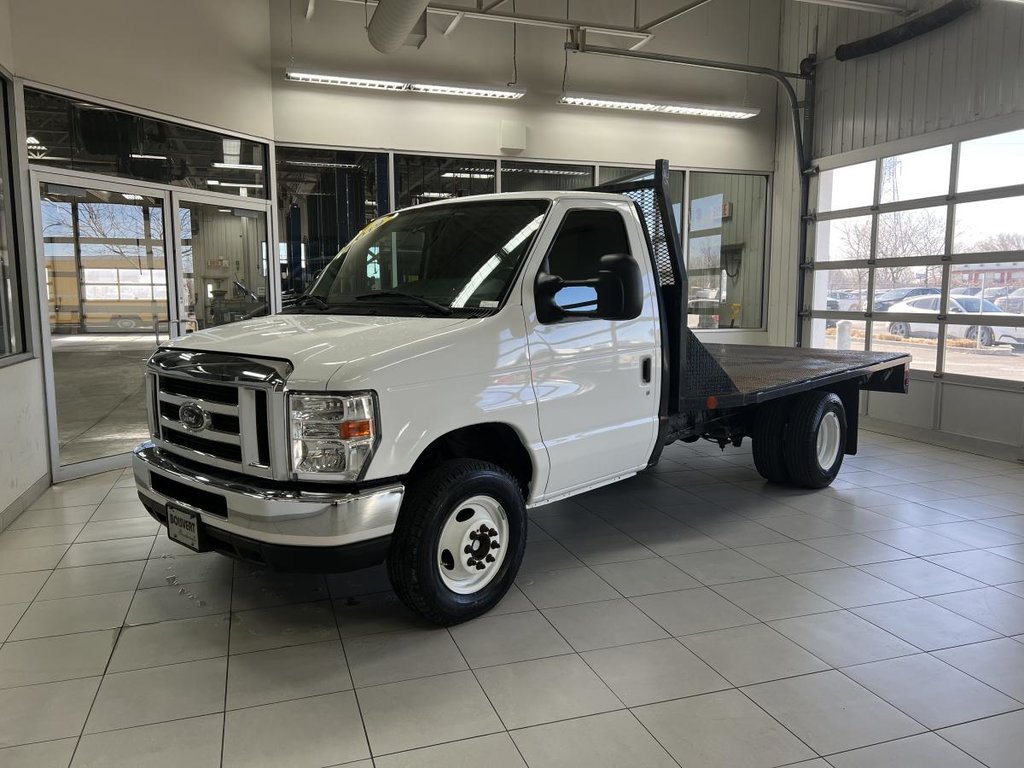2019 Ford E-350 138 po RARS in Boucherville, Quebec - 2 - w1024h768px