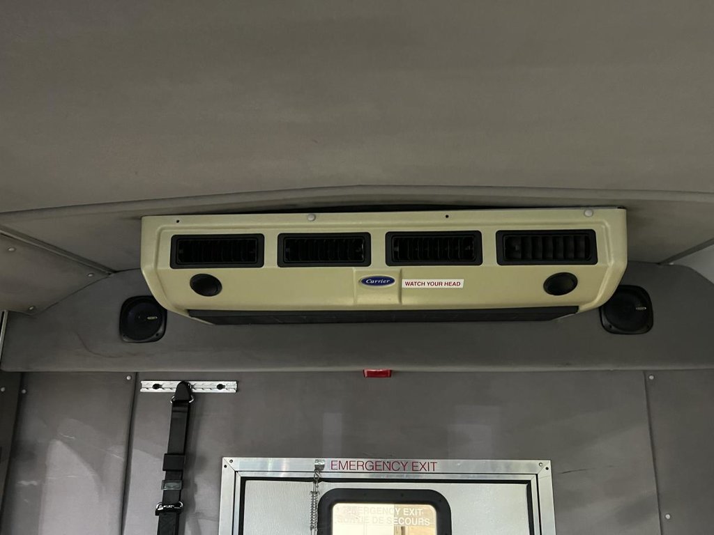 2008 Ford E-450 Super renforcé 158 po DRW in Boucherville, Quebec - 10 - w1024h768px