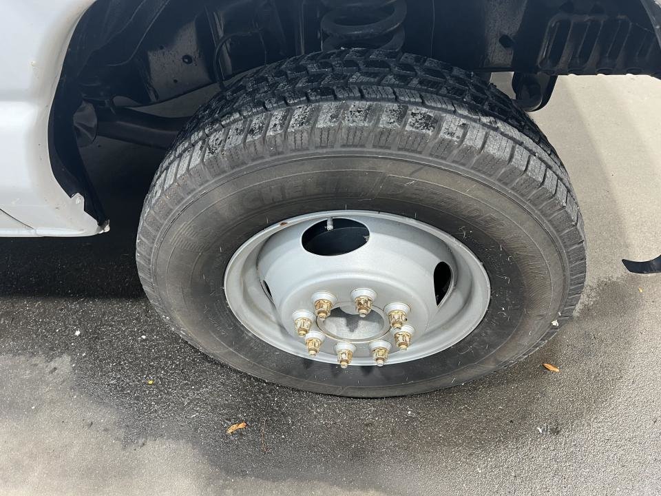2014 Ford E-450 Super renforcé 176 po DRW in Boucherville, Quebec - 6 - w1024h768px
