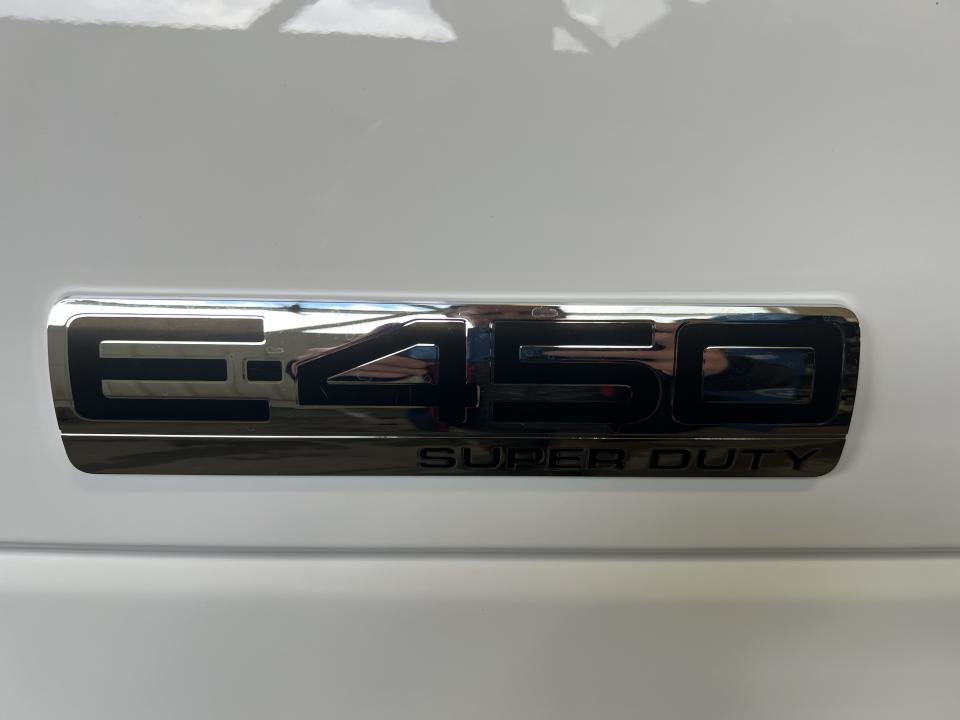 2022 Ford E-450 176 po RARJ in Boucherville, Quebec - 5 - w1024h768px
