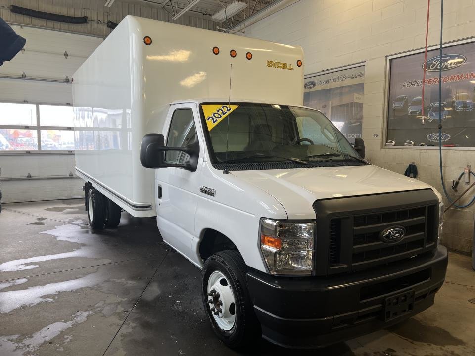 2022 Ford E-450 176 po RARJ in Boucherville, Quebec - 2 - w1024h768px