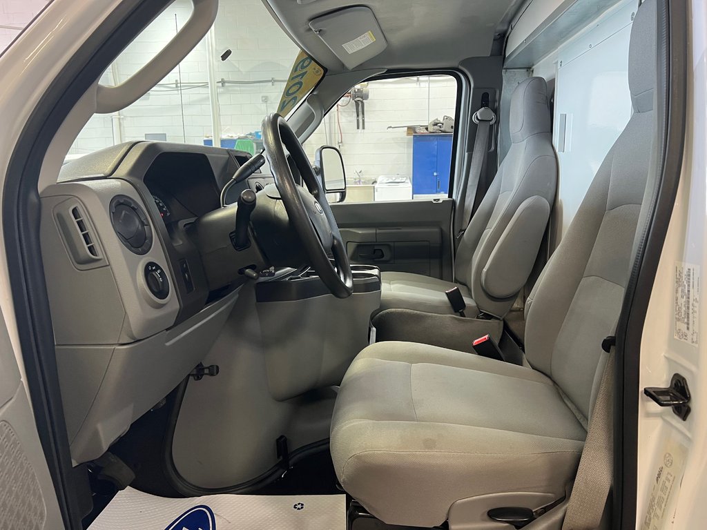 2019 Ford E-Series Cutaway E450 16 pieds in Boucherville, Quebec - 10 - w1024h768px