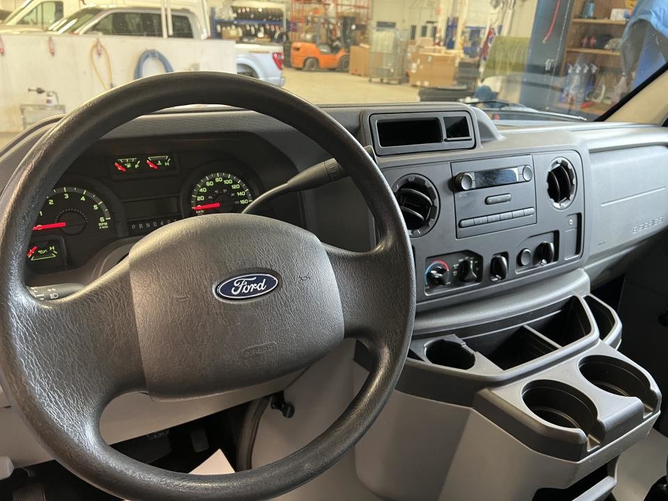 2019 Ford E-series E-450 176 po RARJ in Boucherville, Quebec - 17 - w1024h768px