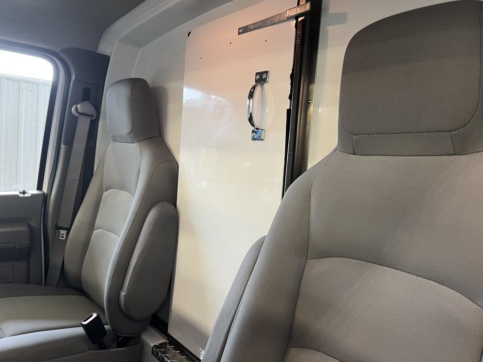 2019 Ford E-series E-450 176 po RARJ in Boucherville, Quebec - 14 - w1024h768px