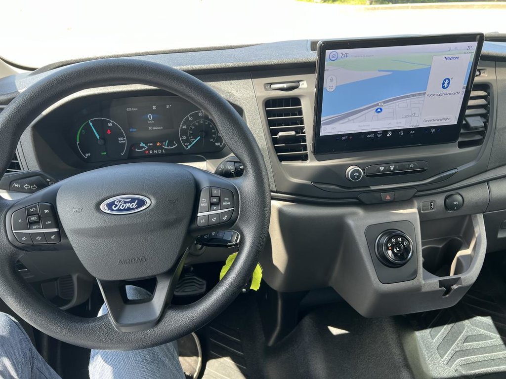 2023 Ford E-Transit T-350 PA 178 po PNBV de 9 500 lb RARS in Boucherville, Quebec - 12 - w1024h768px