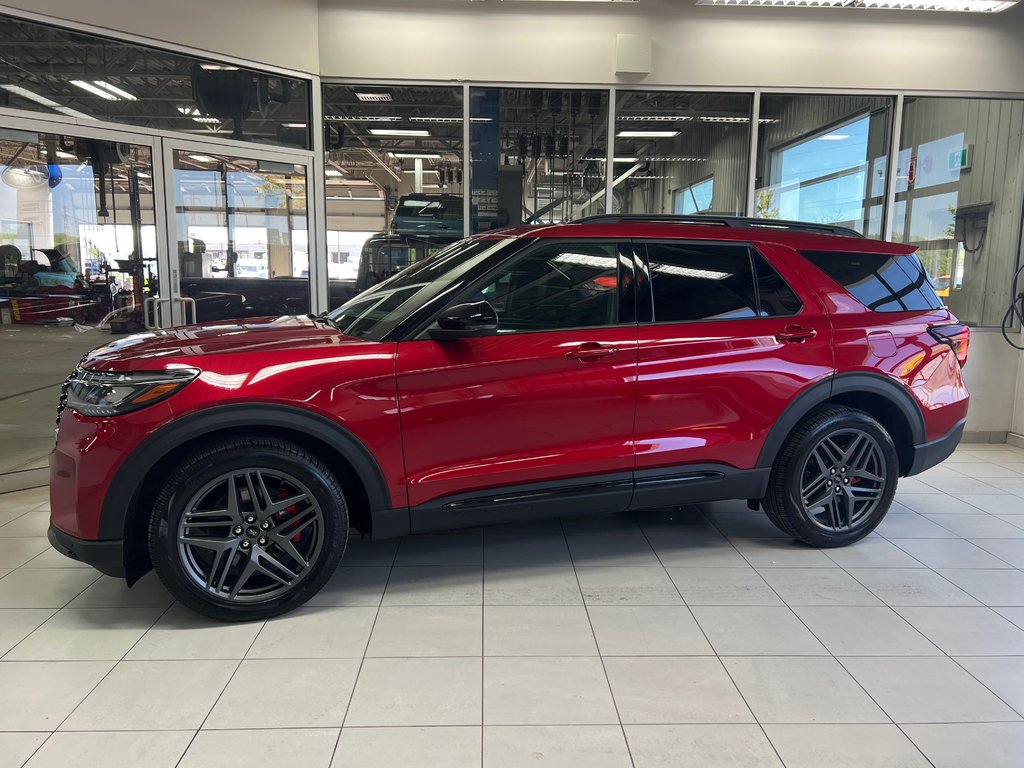 Ford Explorer ST 2025 à Boucherville, Québec - 2 - w1024h768px