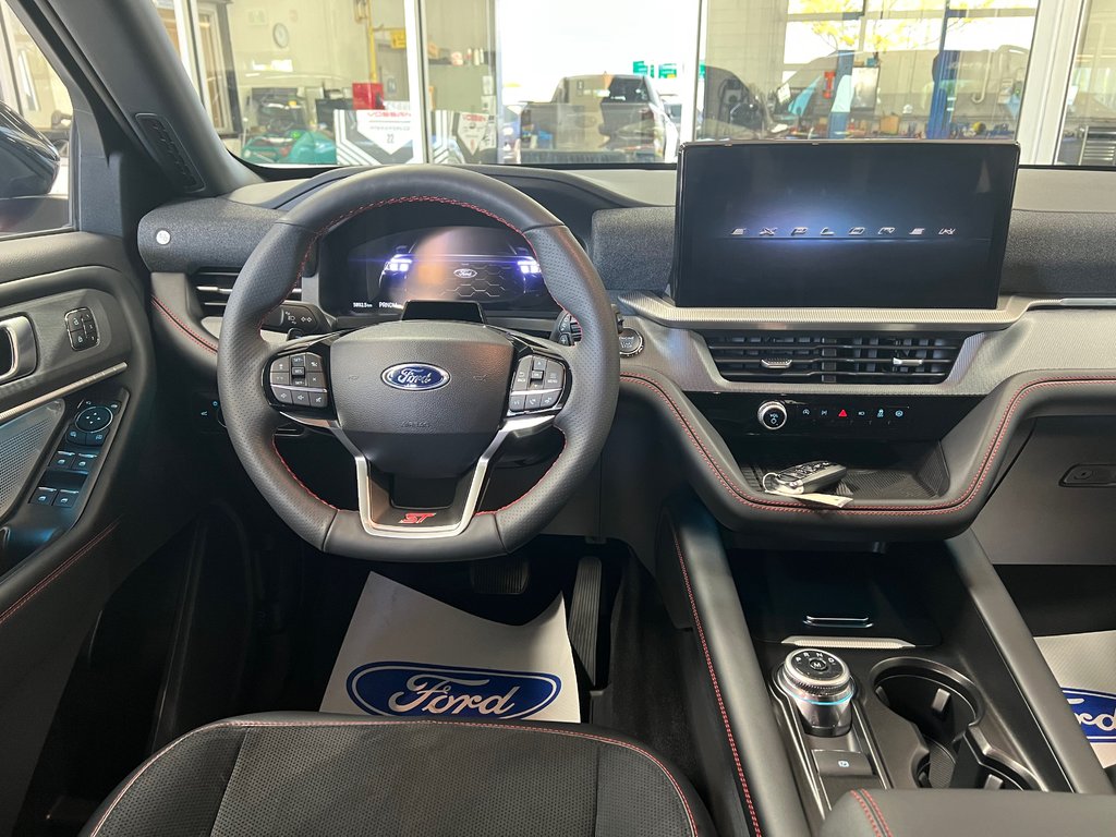 Ford Explorer ST 2025 à Boucherville, Québec - 6 - w1024h768px