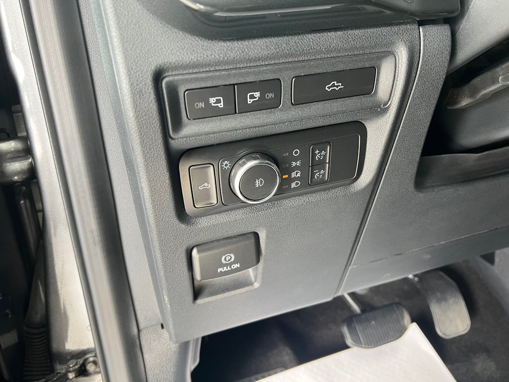 Ford F-150 Sport 2021 à Boucherville, Québec - 12 - w1024h768px