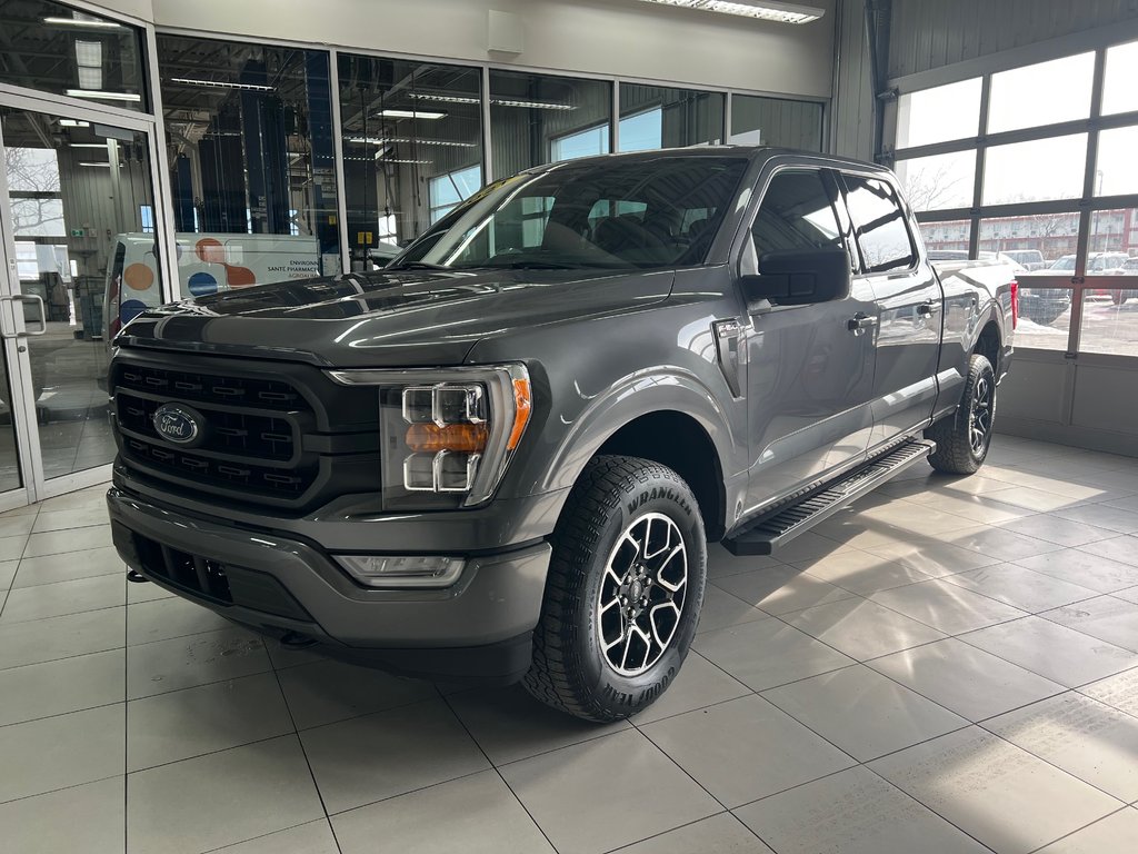 Ford F-150 Sport 2021 à Boucherville, Québec - 1 - w1024h768px