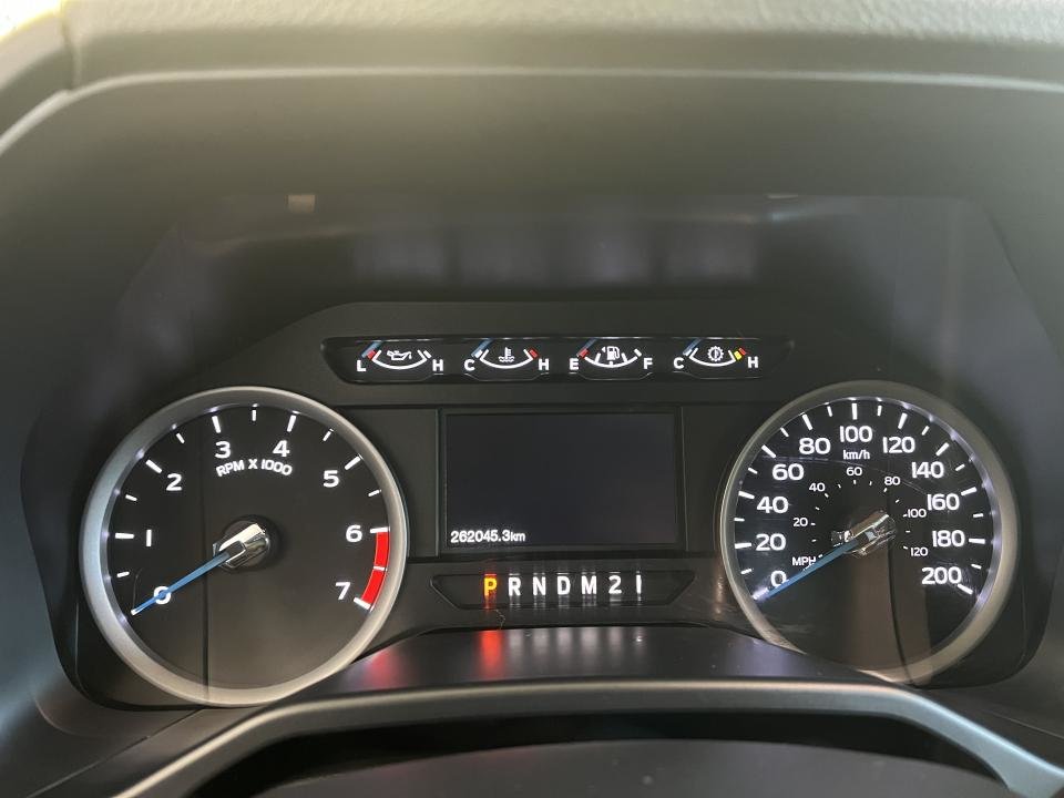 2017 Ford F-250 XLT cabine double 4RM 164 PO in Boucherville, Quebec - 18 - w1024h768px