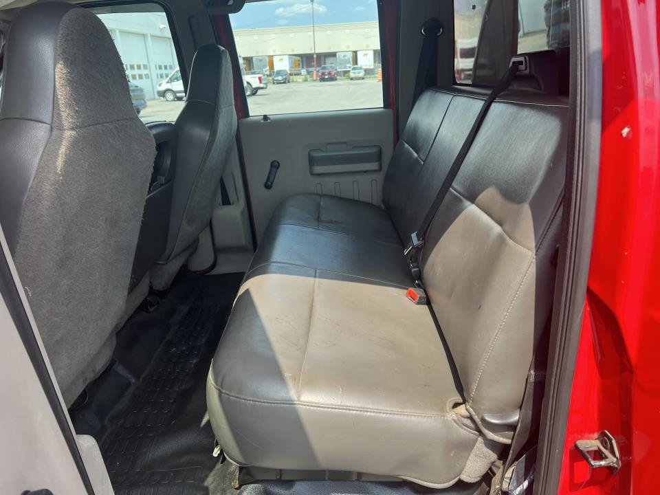 2009 Ford F-350 Cab Crew 2RM empat 176po cab à essieu 60po XL in Boucherville, Quebec - 19 - w1024h768px