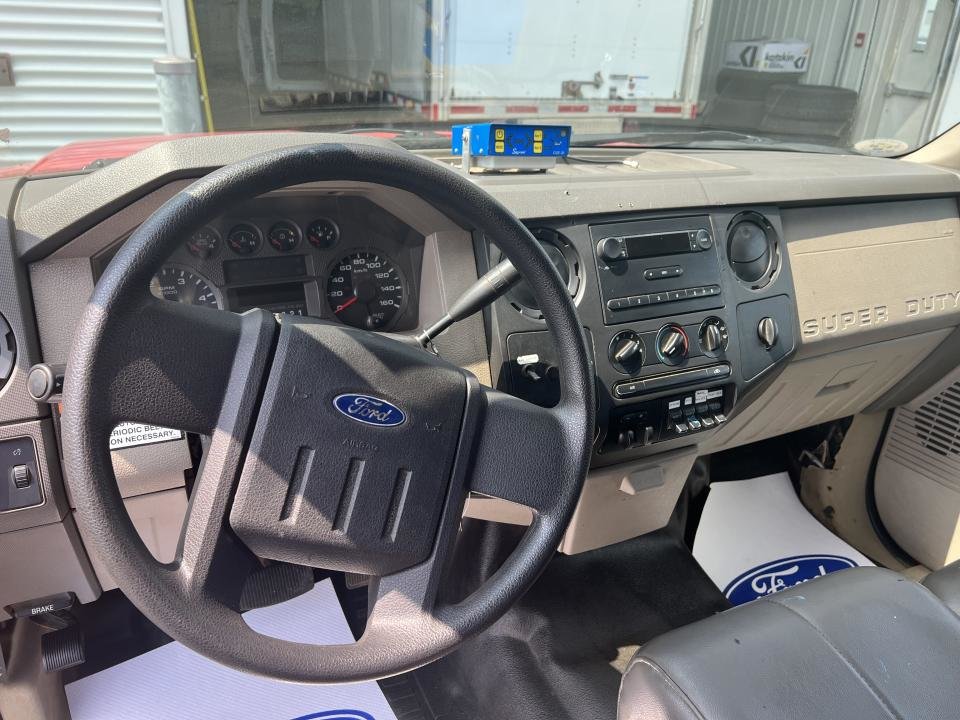 2009 Ford F-350 Cab Crew 2RM empat 176po cab à essieu 60po XL in Boucherville, Quebec - 15 - w1024h768px