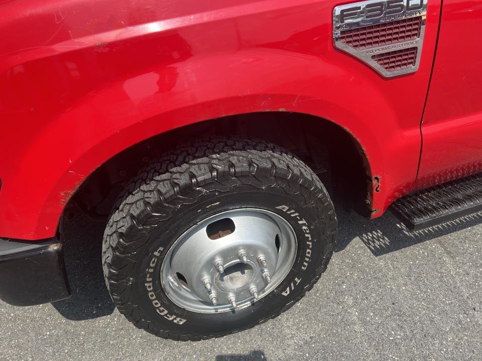 2009 Ford F-350 Cab Crew 2RM empat 176po cab à essieu 60po XL in Boucherville, Quebec - 11 - w1024h768px