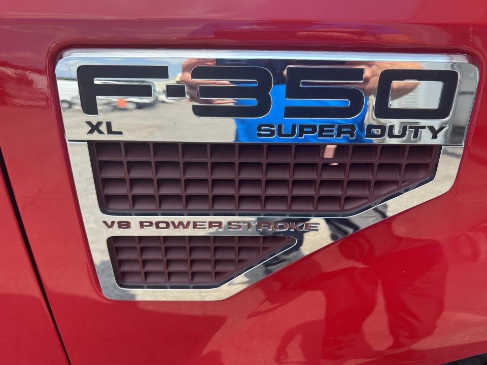 2009 Ford F-350 Cab Crew 2RM empat 176po cab à essieu 60po XL in Boucherville, Quebec - 13 - w1024h768px