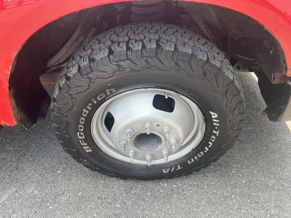 2009 Ford F-350 Cab Crew 2RM empat 176po cab à essieu 60po XL in Boucherville, Quebec - 5 - w1024h768px