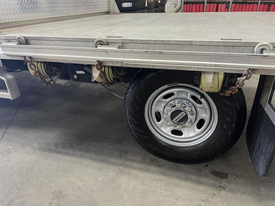 Ford F-350 XL cabine double 2RM 168 po DCE de 60 po 2021 à Boucherville, Québec - 8 - w1024h768px
