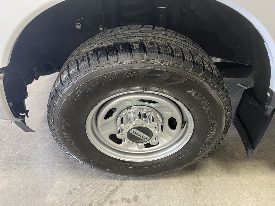 Ford F-350 XL cabine double 2RM 168 po DCE de 60 po 2021 à Boucherville, Québec - 5 - w1024h768px