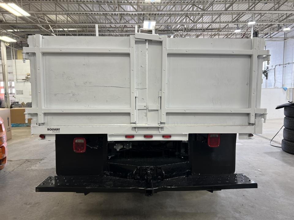 2009 Ford F-550 Cab ord 2RM empat 201po cab à essieu 120po XL in Boucherville, Quebec - 12 - w1024h768px