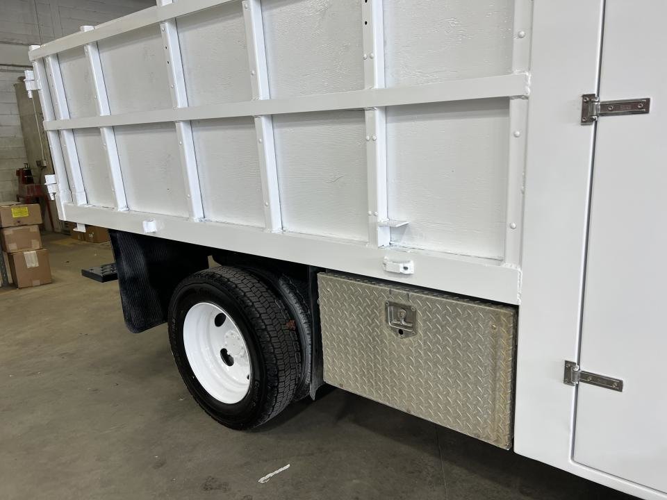 2009 Ford F-550 Cab ord 2RM empat 201po cab à essieu 120po XL in Boucherville, Quebec - 8 - w1024h768px