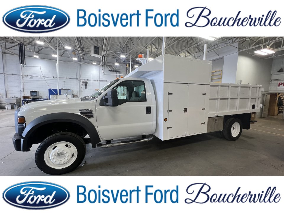 2009 Ford F-550 Cab ord 2RM empat 201po cab à essieu 120po XL in Boucherville, Quebec - 1 - w1024h768px