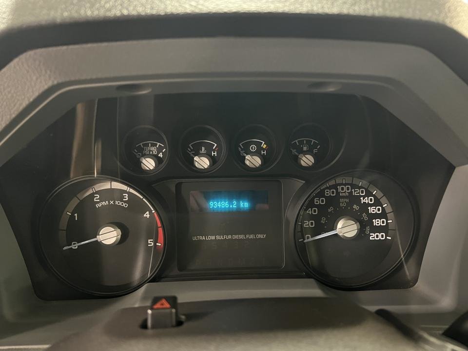2015 Ford F-550 Cab ord 2RM empat 165po cab à essieu 84p in Boucherville, Quebec - 16 - w1024h768px